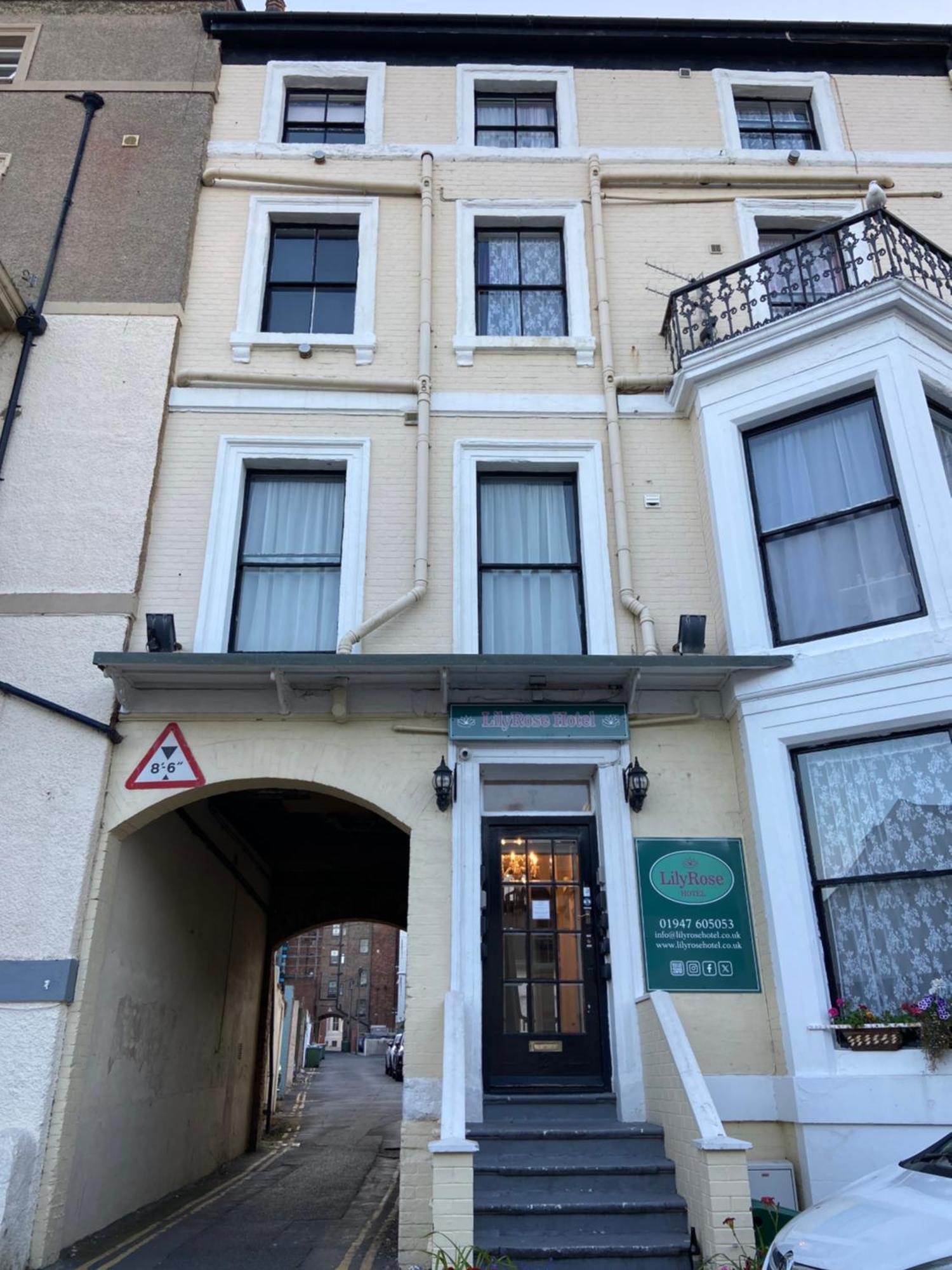 Lilyrose Hotel Whitby Exterior photo