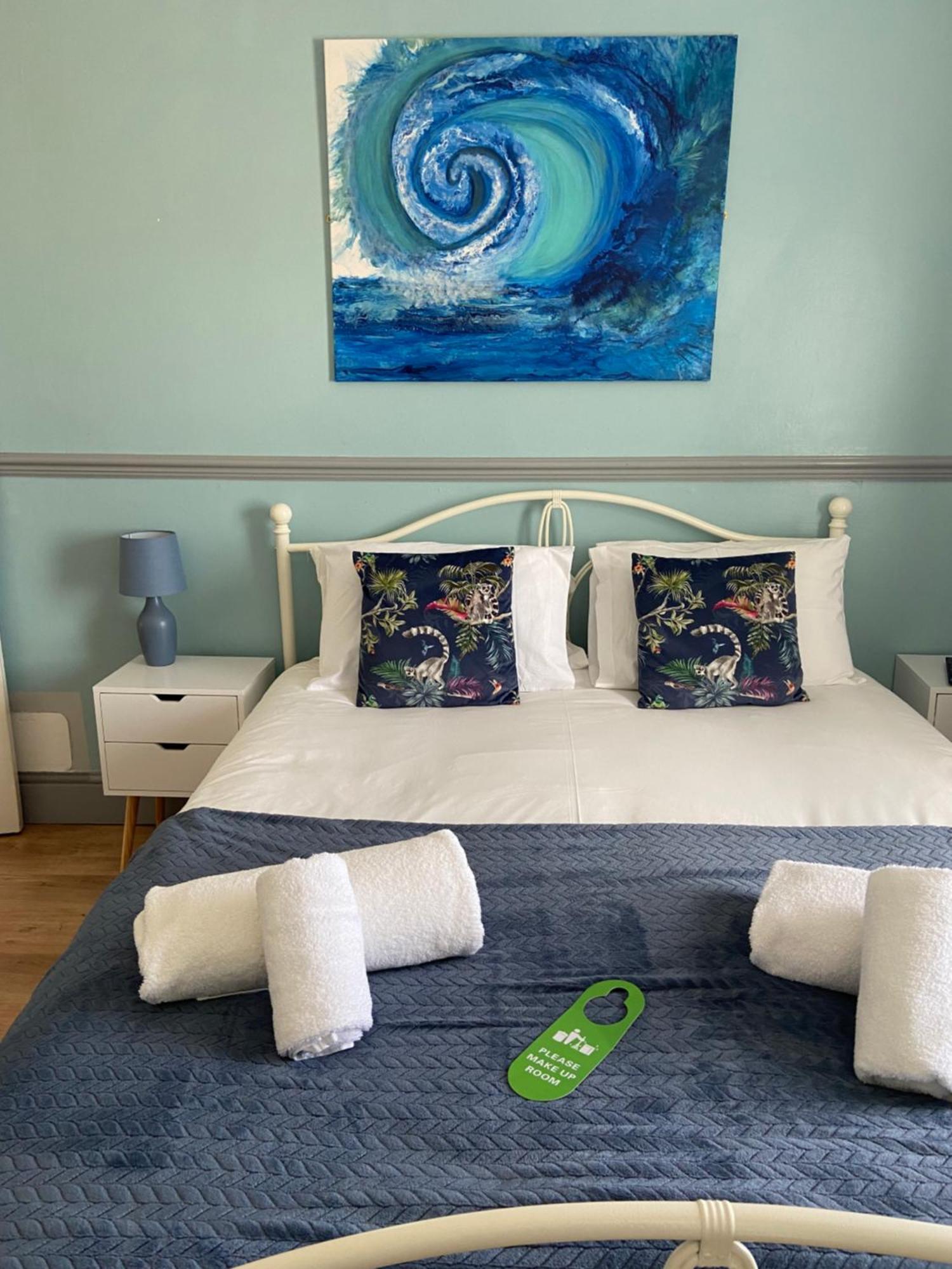 Lilyrose Hotel Whitby Room photo